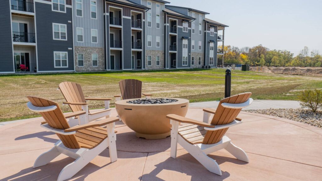 fireplace seating THE GLADE